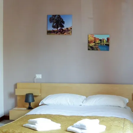 Weekend Guest house 3*